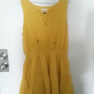 Yellow dress